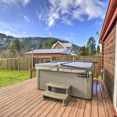 Lakefront Cabin With Stunning Mountain Views And Dock! Mineral Exteriér fotografie