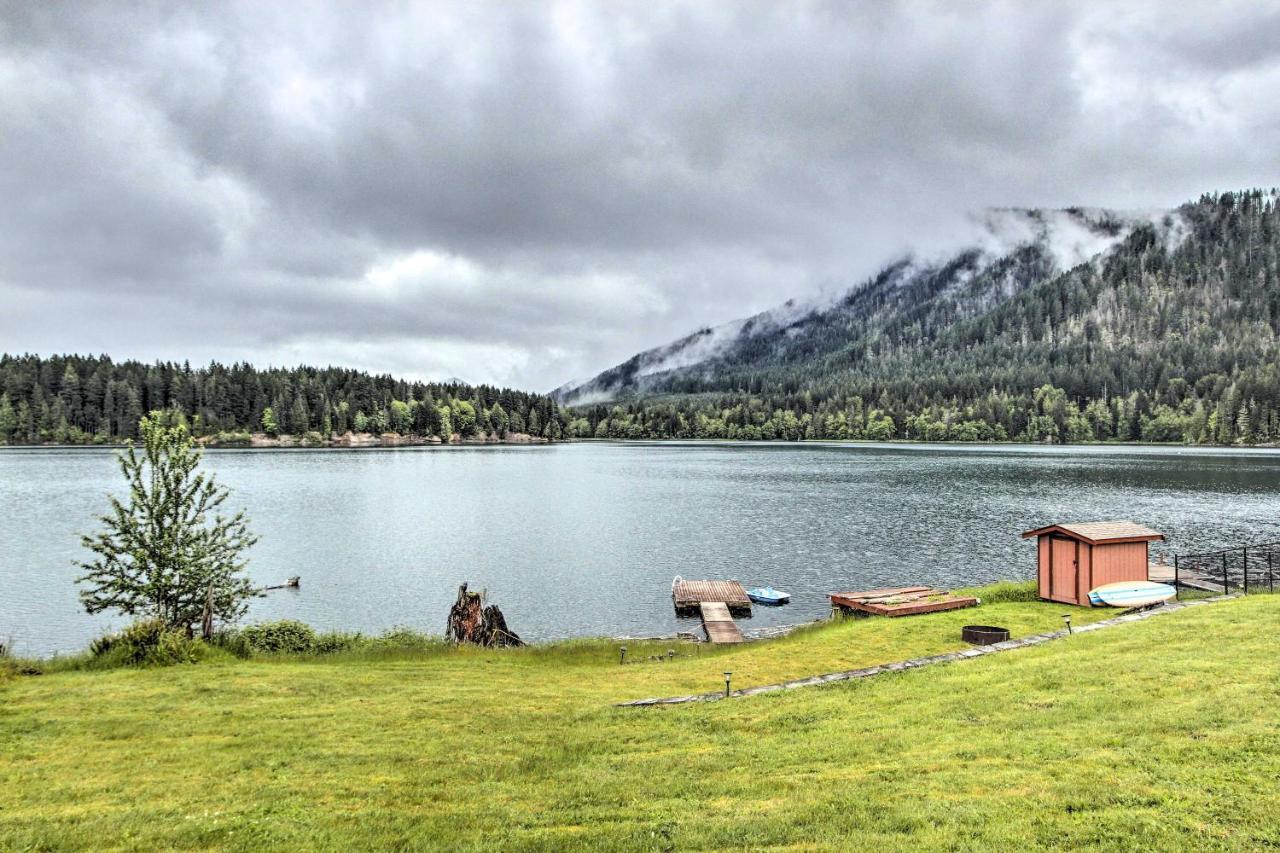 Lakefront Cabin With Stunning Mountain Views And Dock! Mineral Exteriér fotografie